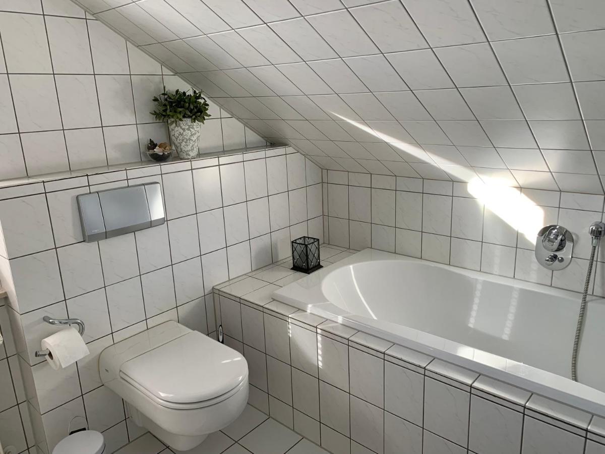 Meine Oase Ferienwohnung !!! Nicht Fuer Monteure !!! Horn-Bad Meinberg Eksteriør billede